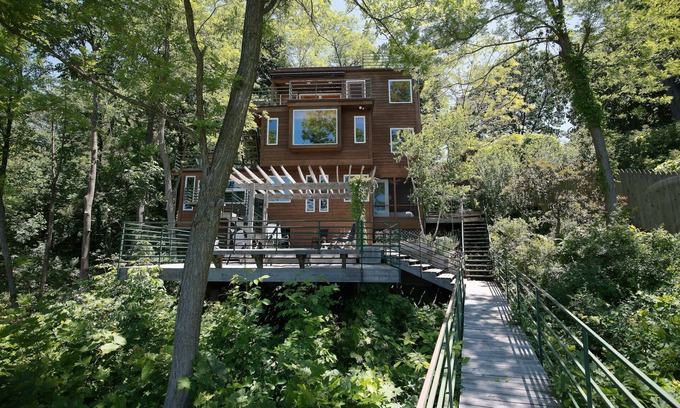Lakeside House | Lakefront Architect Home, Private Assn Beach Below, 5 Decks