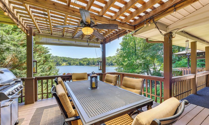 Blairsville House | Lakefront Blairsville House w/Game Room & Hot Tub