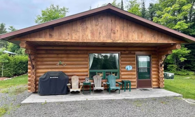 Unorganized Centre Parry Sound Cabin | Lakefront Cabin #3 - 4 Season - Sleeps 7