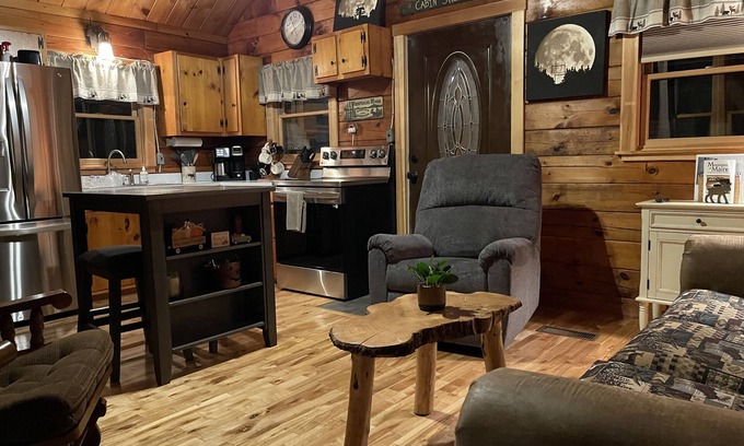 Stratton Cabin | Lakefront Cabin/Hot Tub/Dock Lake Access/Ski Sugarloaf Mountain12mi/Trail Access