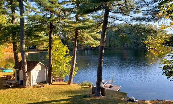 Windham House | Lakefront Cottage on Little Sebago - 100 ft of frontage, endless laidback fun!