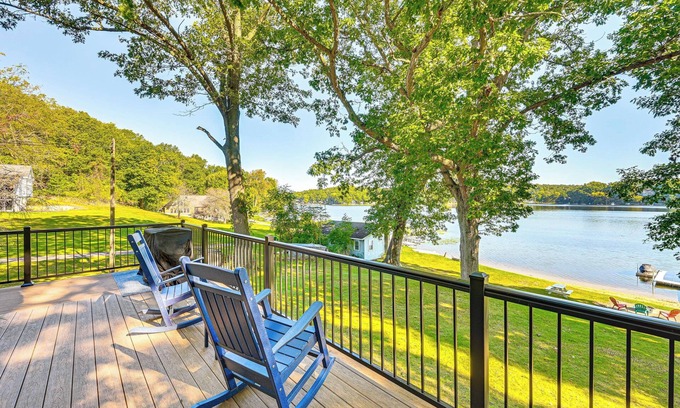 Three Rivers House | Lakefront Family Home in Three Rivers!