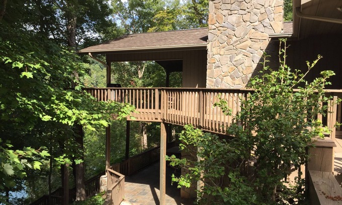 Bryson City House | Lakefront Fun Family Getaway on Fontana Lake Private Dock Pontoon and more!