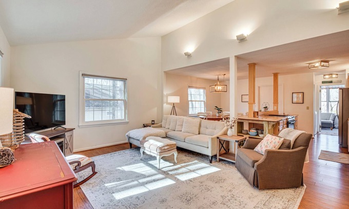 Westminster House | Lakefront Gem w/Games in Westminster!