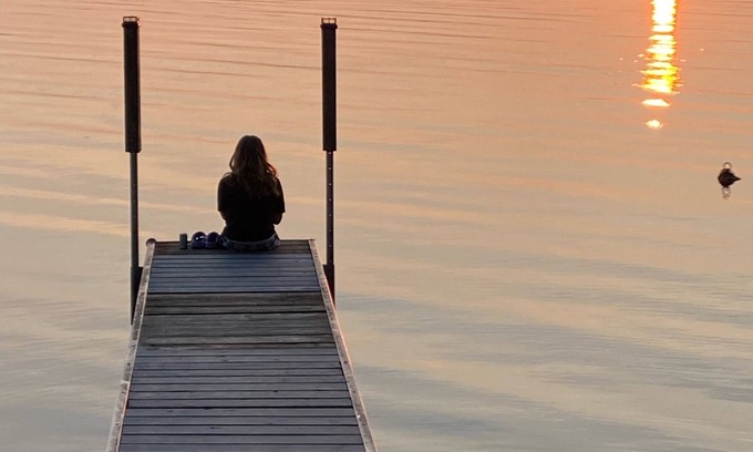 Cobden Cottage | Lakefront Getaway – Swim, relax, and unwind by the water