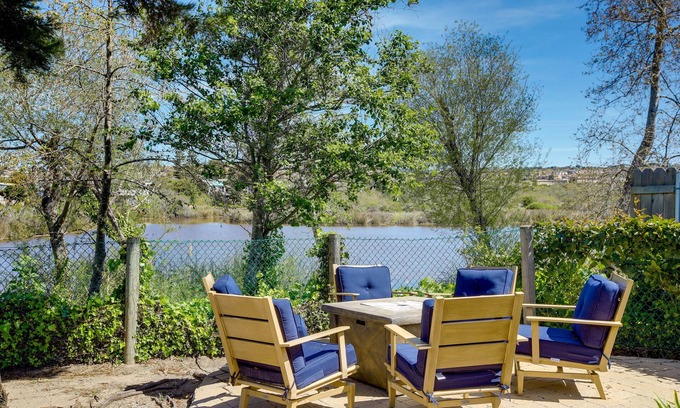 Pismo Beach Cottage | Lakefront Grover Beach Home ~ Walk to Ocean!