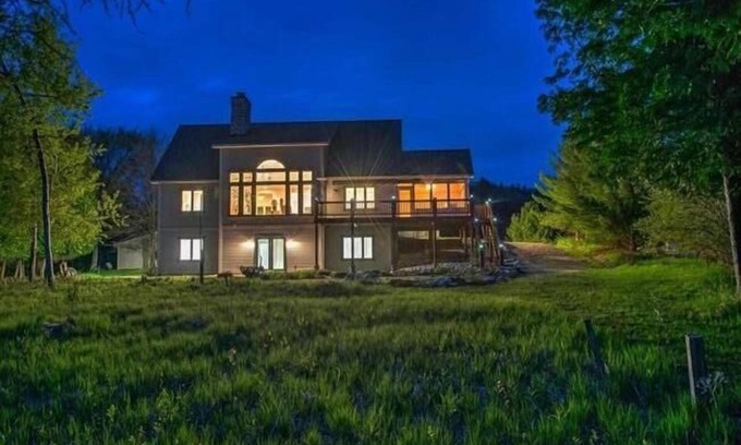 Bellaire House | Lakefront home Clam Lake. Private dock for guests. Close to Torch Lk