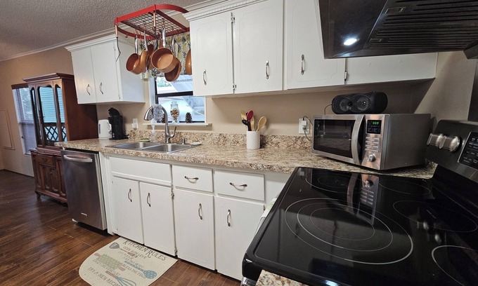 Lakewood Park House | Lakefront home in 55+ community