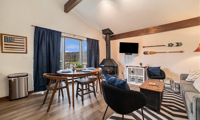 Gaylord Ski Chalet | Lakefront Home Minutes to Boyne Mountain and Downtown Gaylord