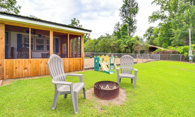 Jonesville Cabin | Lakefront Jonesville Cabin w/Dock + Fire Pit!