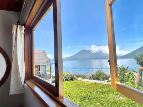 San Marcos La Laguna Apartment | Lakefront Living Lovely Loft, San Marcos, Atitlan