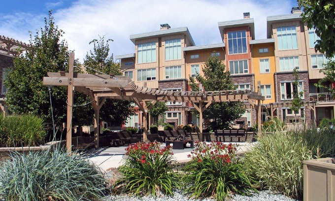 Vernon Condo | Lakefront Living in beautiful Okanagan