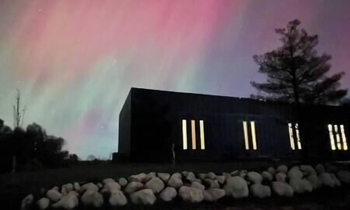 Grey Highlands House | Lakefront Modern Cottage: 25 mins to Blue Mountain