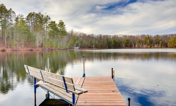 Rhinelander Cabin | Lakefront Rhinelander Cabin w/Dock & Fire Pit!