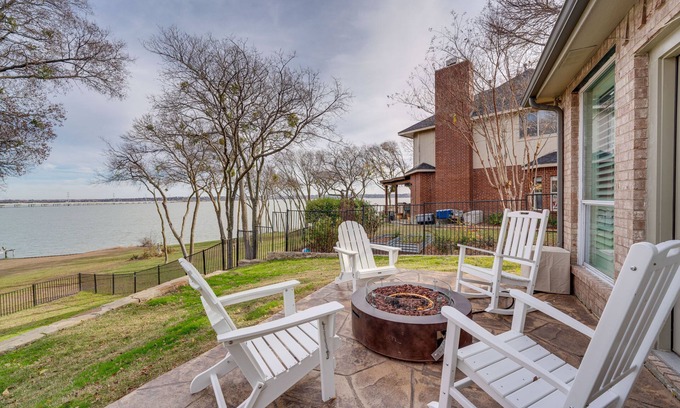 Rowlett House | Lakefront Rockwall Vacation Rental w/ Private Pool