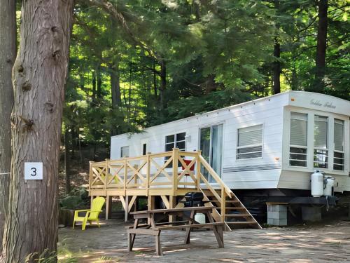 Parry Sound Other | Lakefront RV Cottage in Parry Sound #3