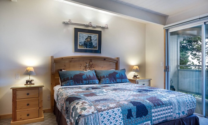 Polson Condo | Lakefront Studio near Glacier!