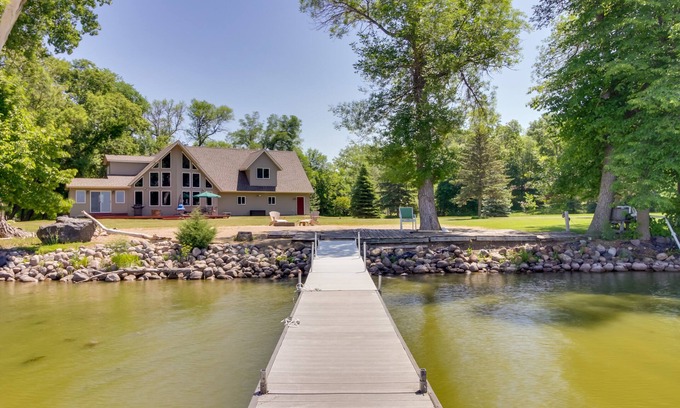 Sunburg House | Lakefront Sunburg Vacation Rental w/Boat Dock!