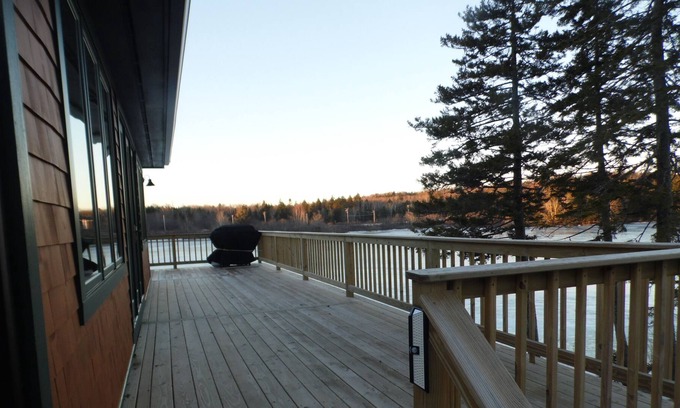 East Machias Cottage | Lakefront sunset cottage