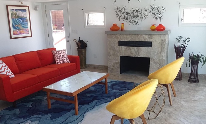 Truth or Consequences House | LAKEFRONT- Mid Century Bungalow