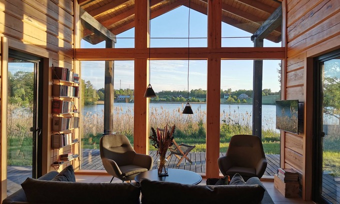 Brodnica House | Lakehouse Nero vacation home right on the lake and beautiful old town nearby.