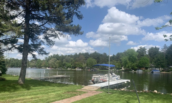 Wild Rose House | Lakehouse w/great fishing on full recreation lake