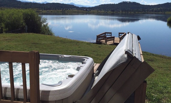 Lake Hatcher Park House | Lakehouse w Open Views, Deck w Hot Tub & Boat Dock