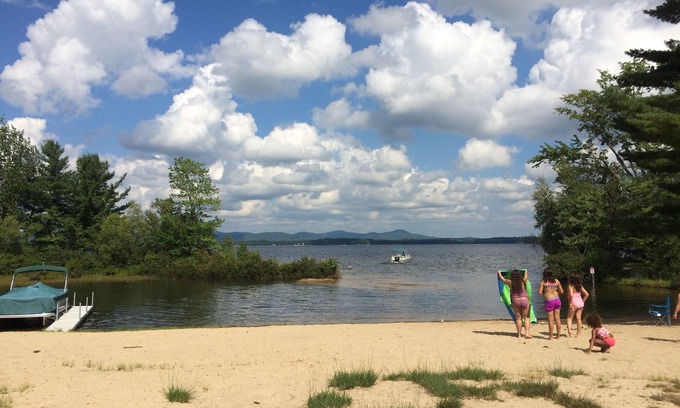 Center Ossipee House | Lakehouse with Game Room, Fire Pit, Beach+Pool access. Sleeps 7. Pet-Friendly!