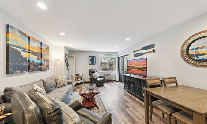 South Lake Tahoe Condo | Lakeland Village #113 - Remodeled 1BR, Hot Tub