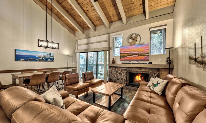 South Lake Tahoe House | Lakeland Village #426 - Lakeland Luxury - Remodeled