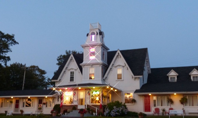 Yarmouth Hotel | Lakelawn B&B Motel