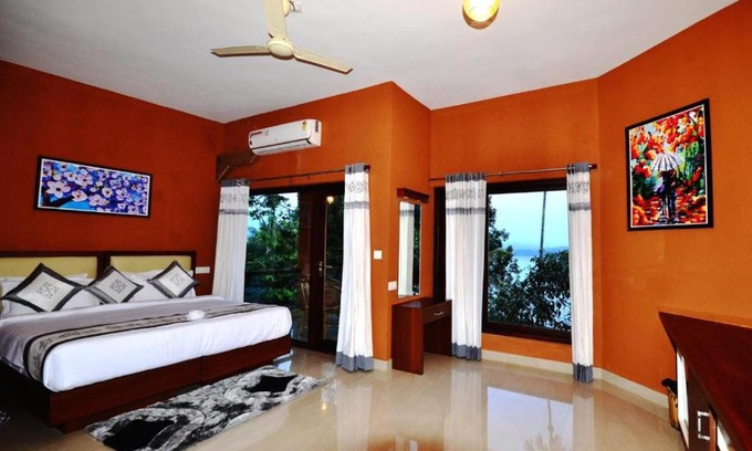 Vazhavatta House | LakeRose Wayanad Resort - Superior lake view