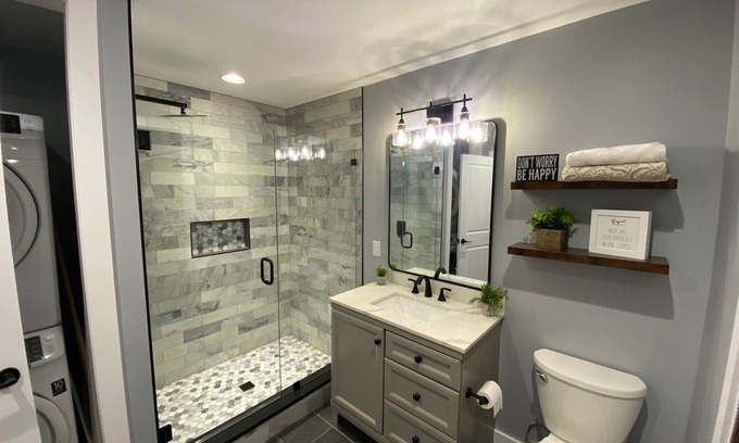 Gallatin Apartment | Lakeshore Living- studio apartment