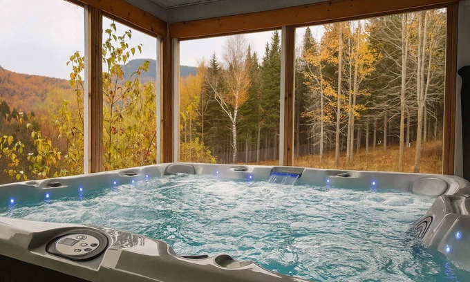 Saint-Brigitte-de-Laval Apartment | Lakeside Getaway #1 | Spa Sauna Firepit