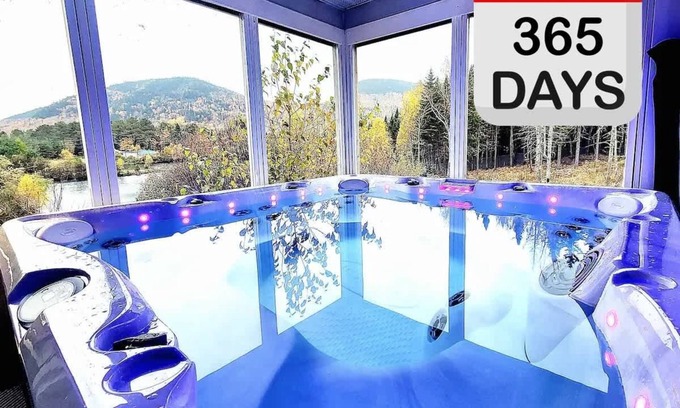 Saint-Brigitte-de-Laval Resort | Lakeside Getaway #5 | Spa Sauna Firepit