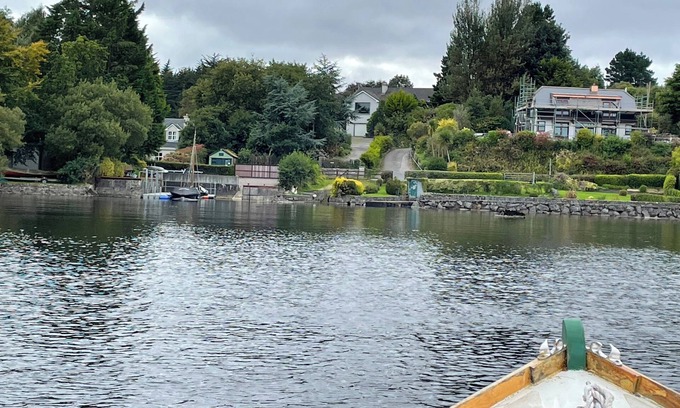 Oughterard Apartment | Lakeside Apartment Retreat in Oughterard Connemara