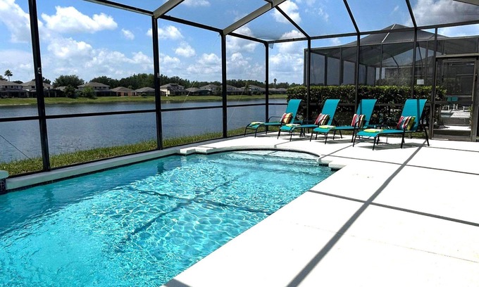 Sunset Lakes House | Lakeside at Sunset - stunning location and beautifully appointed