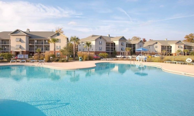 Santee Condo | Lakeside Bliss: 3BR Suite at Wyndham Lake Marion