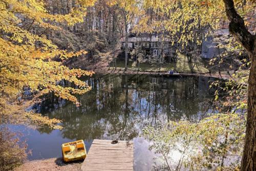 Hot Springs Village House | Lakeside Bliss