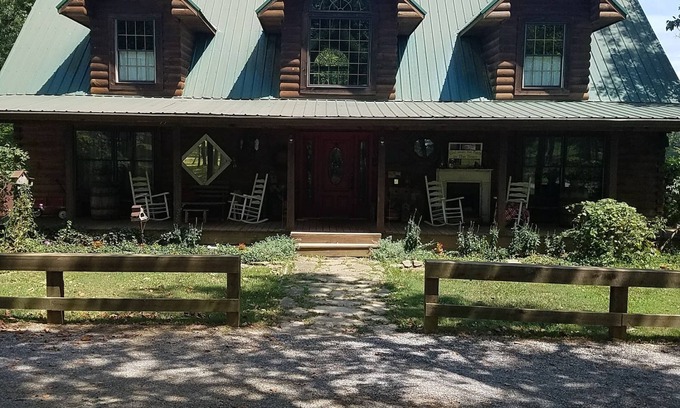 Crofton House | Lakeside Cabin, Fishing, Golf/Hiking Nearby, Canoe & Kayaks Onsite, Pet Friendly