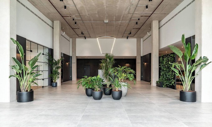 Trafford Apartment | Lakeside - Central Apartment - Free Parking - Cinema Room