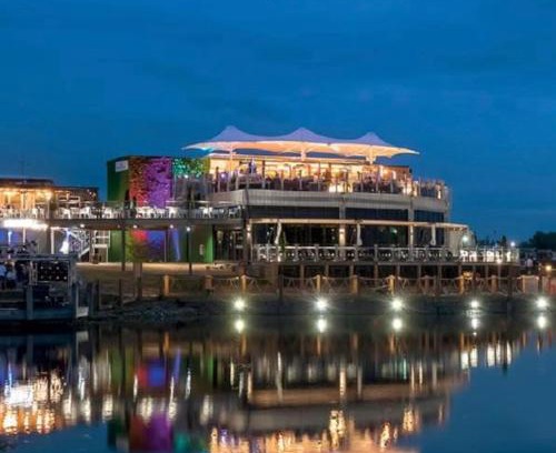 Tattershall Resort | Lakeside Dorchester Lodge - Hot Tub with Fishing Peg