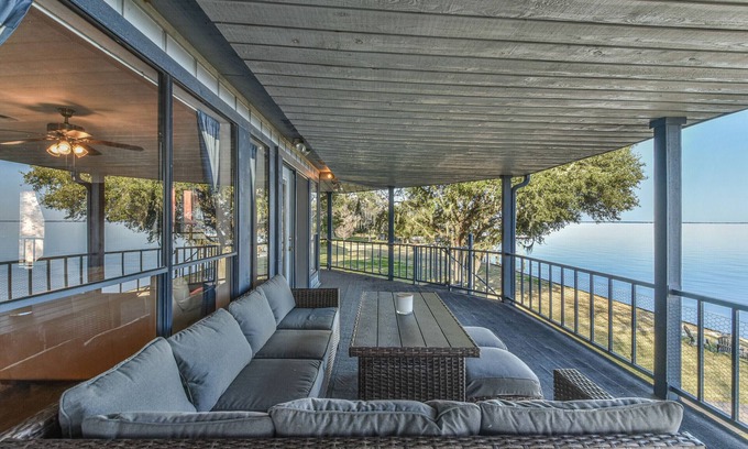 Pointblank House | Lakeside Gathering Place with Panoramic Views! Lake fun and fishing!