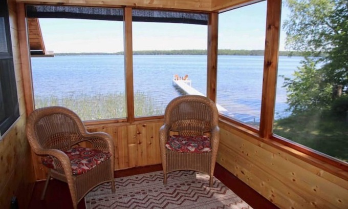 Park Rapids House | Lakeside Guesthouse with Screen Porch