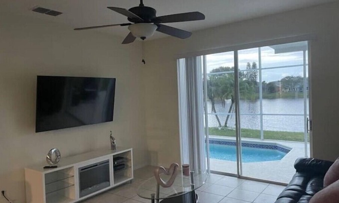 Lakeside Estates House | Lakeside Haven with Pool & Game Room