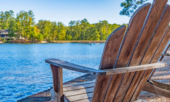 Hot Springs Village House | Lakeside Home with propane firepit, kayaks, large patio with propane grill