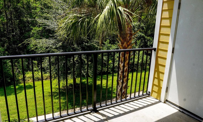 Northside Apartment | Lakeside Luxury Living #2