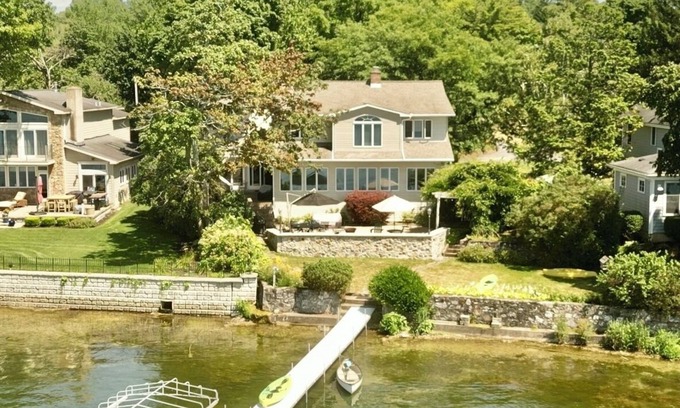 Melrose Park House | Lakeside — Luxury on Owasco Lake — Level Lake Frontage — Best Location
