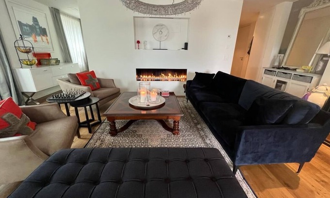 Horgen District Apartment | Lakeside modern 21/2 bed furnished apartment minutes from Zurich.