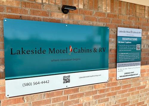 Kingston Hotel | Lakeside Motel, Cabins and RV